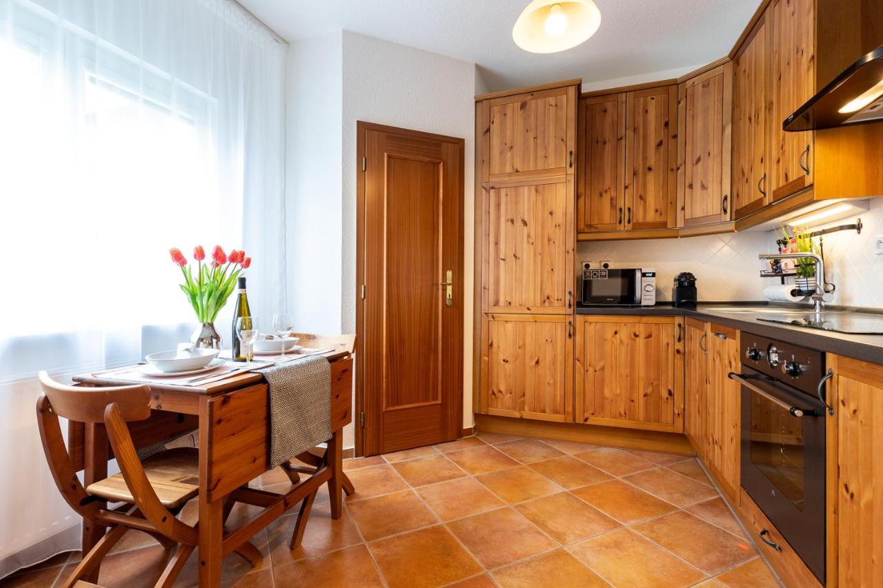 Апартаменти Apartman Dream V Mikulove - Jine Ubytovani Lednice Екстер'єр фото